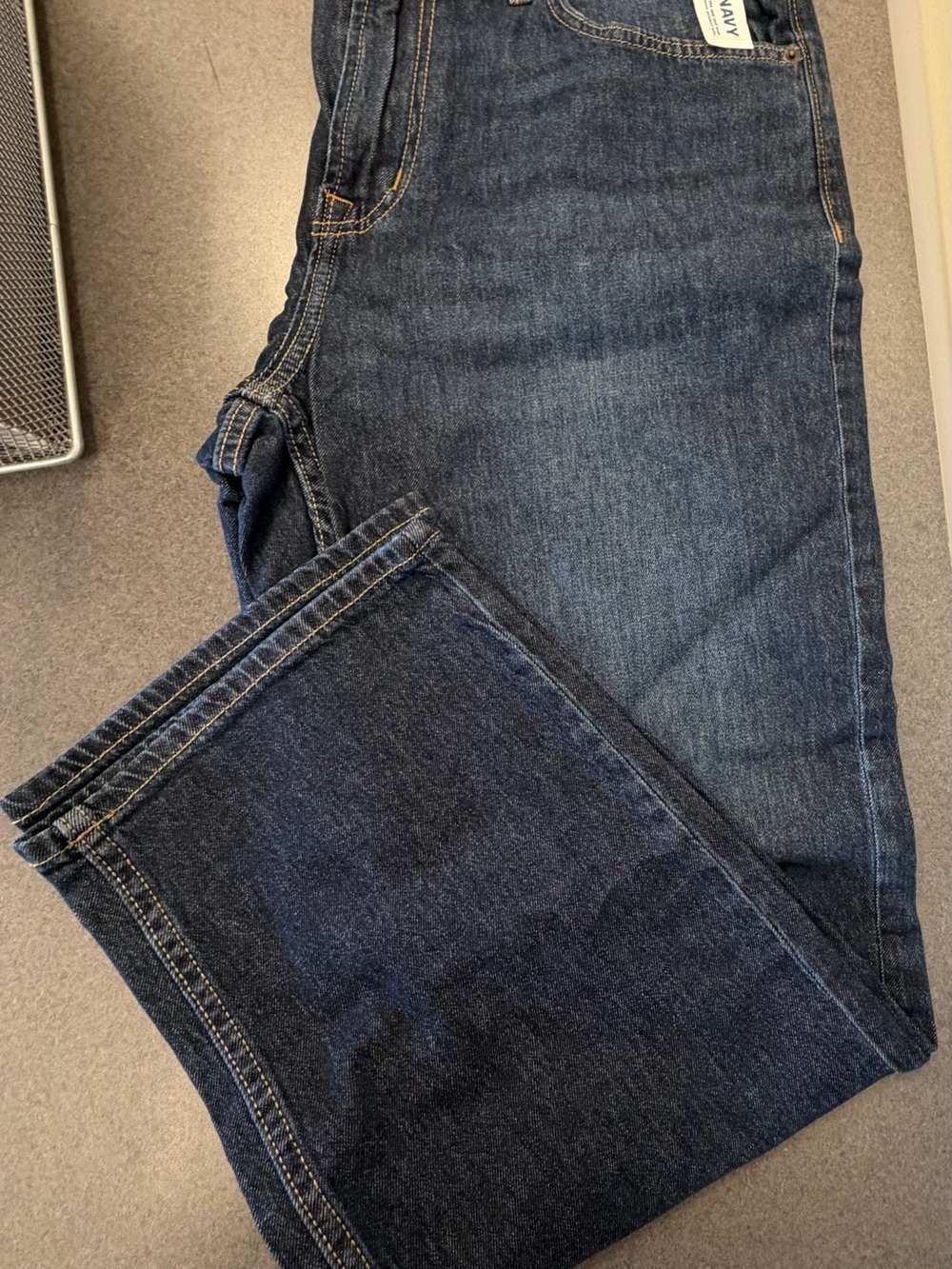 Old Navy Men’s Loose Built-In Flex Jeans Dark Wash 36x30 NEW NW